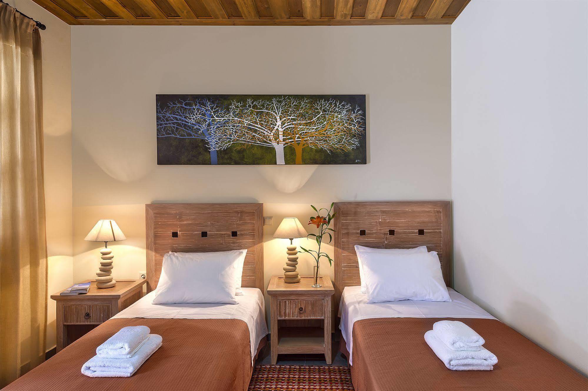 Apirathes Residence Ζούρβα Εξωτερικό φωτογραφία