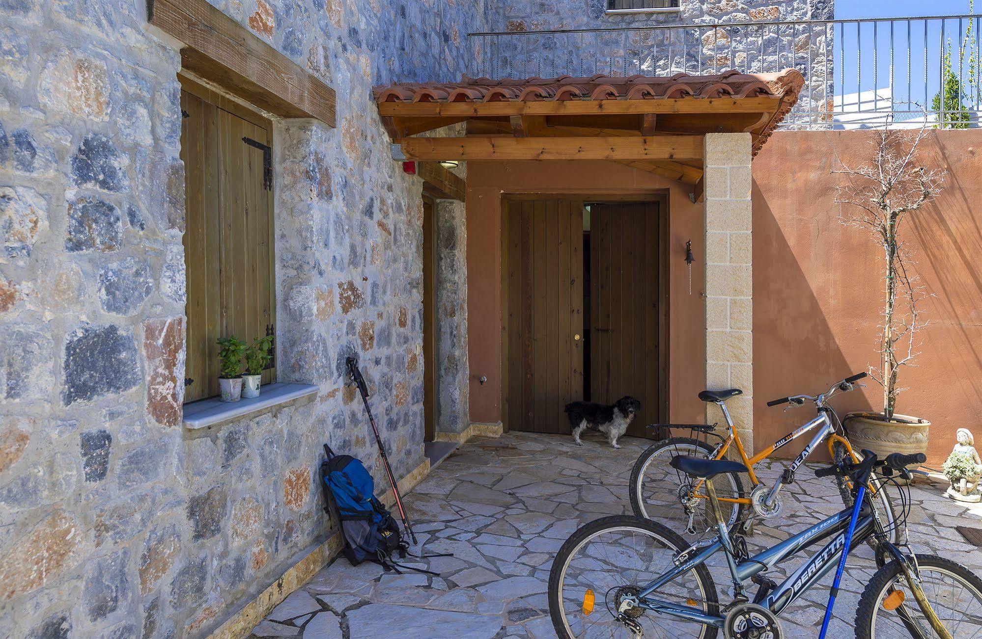 Apirathes Residence Ζούρβα Εξωτερικό φωτογραφία